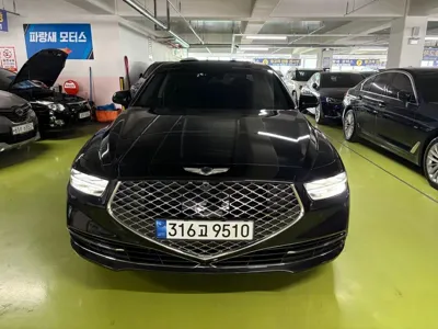 Genesis G90 2021, 47166 км, за 25937.71 USD