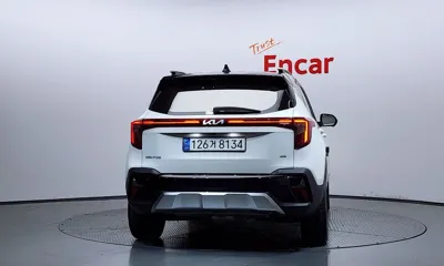 Kia Seltos 2023, 12169 км, за 20511.81 USD
