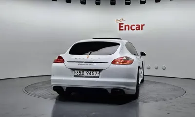 Porsche Panamera 2013, 160626 км, за 16930.38 USD