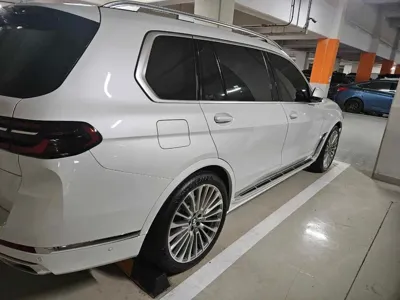 BMW X7 2024, 9200 км, за 68296.15 USD