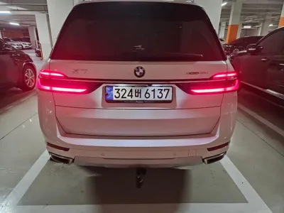 BMW X7 2024, 9200 км, за 68296.15 USD