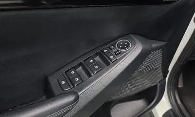 Kia Seltos 2023, 120841 км, за 9556 USD - фото 19
