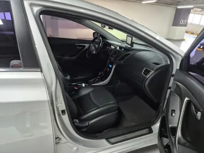 Hyundai Avante 2014, 58119 км, за 3931.99 USD - фото 12