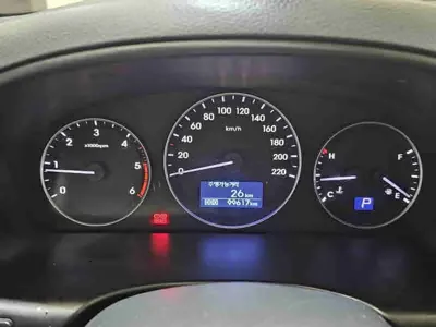 Hyundai Starex 2021, 99526 км, за 11549.39 USD - фото 9