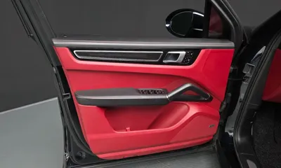 Porsche Cayenne 2020, 112516 км, за 37350.66 USD - фото 24