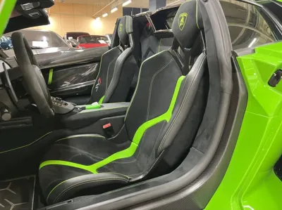 Lamborghini Aventador 2020, 7408 км, за 623605.1 USD - фото 9