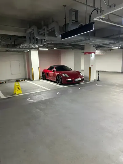 Porsche 718 · 2018 год