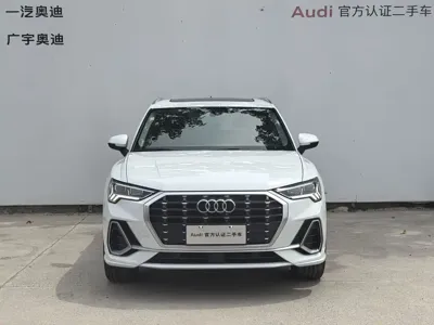 Audi Q3 2021, 34800 км, за 18216.24 USD