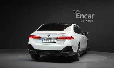 BMW 5-Series 2026, 8651 км, за 46449.54 USD