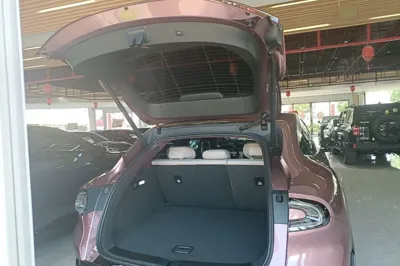 Xiaomi Auto YU7 2025, 3700 км, за 45911 USD - фото 27