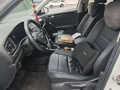 Volkswagen T-Roc 2019, 135600 км, за 8202.01 USD - фото 8