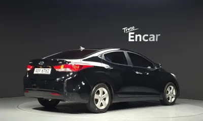Hyundai Avante 2013, 164205 км, за 2080.22 USD