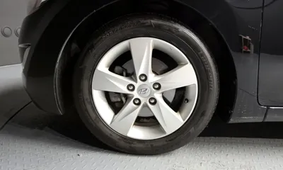 Hyundai Avante 2013, 164205 км, за 2080.22 USD