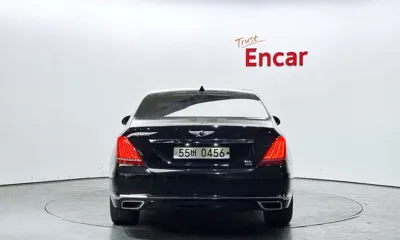 Genesis EQ900 2016, 204183 км, за 8801.89 USD