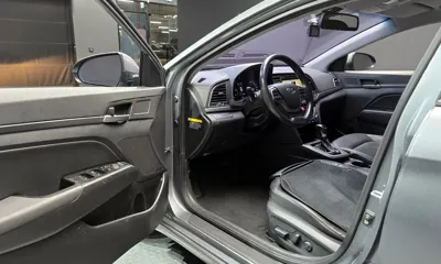 Hyundai Avante 2016, 221859 км, за 3305.13 USD - фото 11