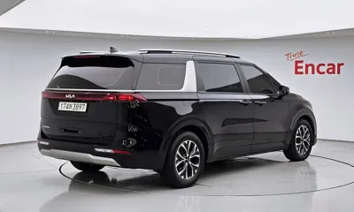 Kia Canival 2023, 108815 км, за 14113.17 USD