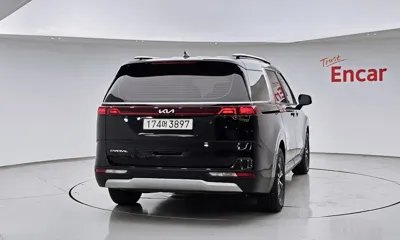 Kia Canival 2023, 108815 км, за 14113.17 USD