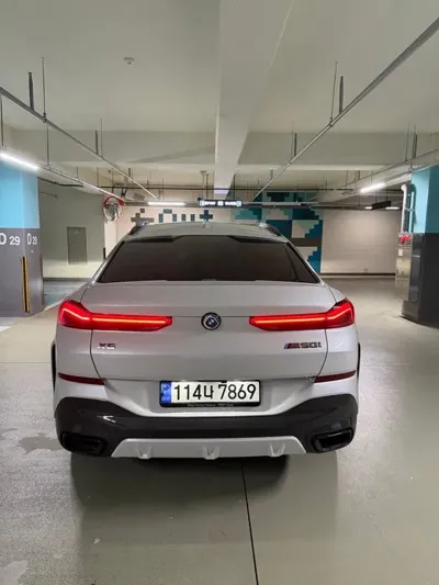 BMW X6 2023, 17000 км, за 58093.74 USD