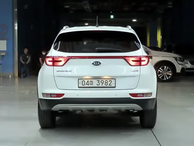 Kia Sportage 2018, 106831 км, за 7548.9 USD