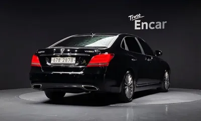 Hyundai Equus 2015, 282121 км, за 3633.96 USD