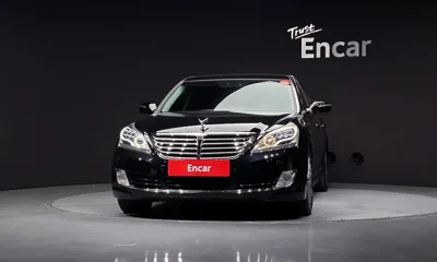 Hyundai Equus 2015, 282121 км, за 3633.96 USD