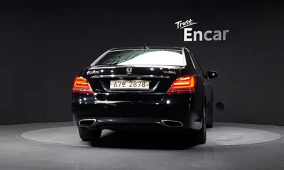Hyundai Equus 2015, 282121 км, за 3633.96 USD