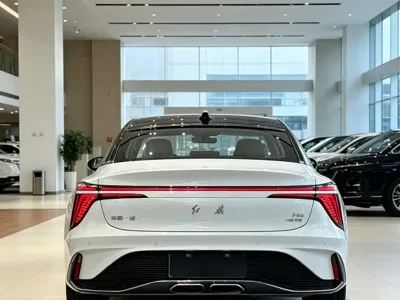 Hongqi Hongqi H6 2026, 9000 км, за 17627.67 USD