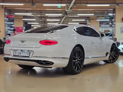 Bentley Continental 2021, 21700 км, за 140065.22 USD