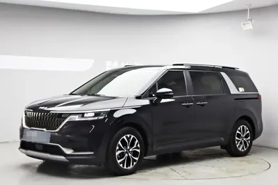 Kia Canival · 2023 год