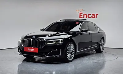 BMW 7-Series · 2020 год