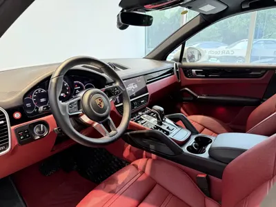 Porsche Cayenne 2019, 82600 км, за 57168.9 USD - фото 6