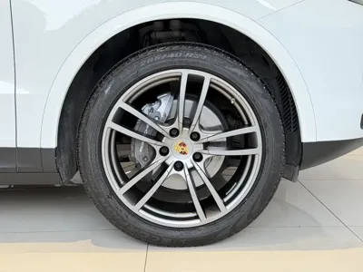 Porsche Cayenne 2019, 82600 км, за 57168.9 USD - фото 21