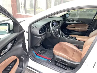 Buick Regal 2020, 64000 км, за 8649.64 USD