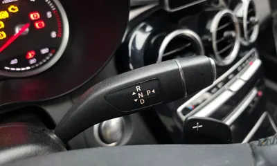 Mercedes-Benz C-Class 2016, 121679 км, за 10108.97 USD - фото 9