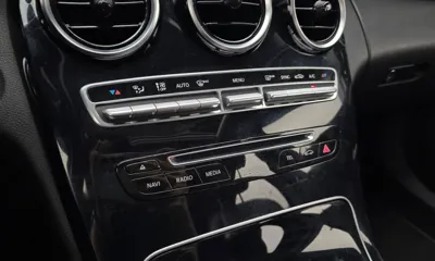 Mercedes-Benz C-Class 2016, 121679 км, за 10108.97 USD - фото 16