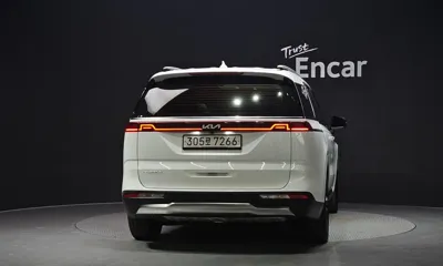 Kia Canival 2023, 28663 км, за 21792.89 USD