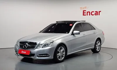 Mercedes-Benz E-Class · 2011 год