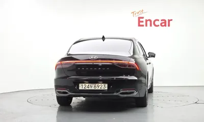 Hyundai Grandeur 2021, 111846 км, за 12143.89 USD