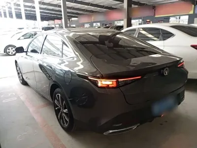 Changan Eado 2024, 10000 км, за 9179.44 USD