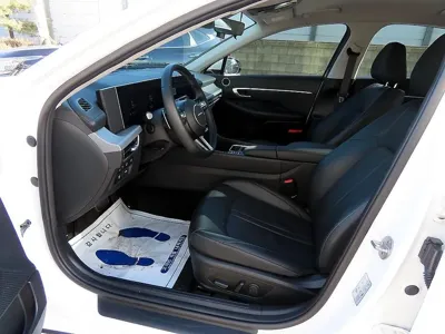 Hyundai Sonata 2024, 50233 км, за 7338.02 USD