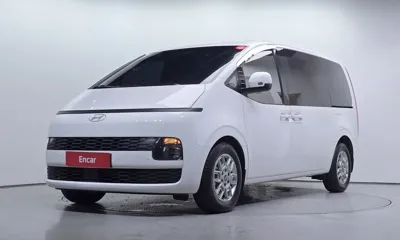 Hyundai Staria · 2026 год