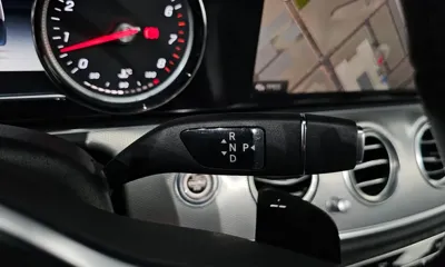 Mercedes-Benz E-Class 2020, 31752 км, за 19036.37 USD - фото 9