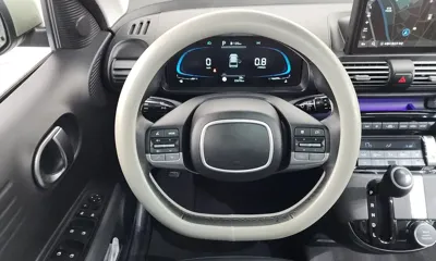 Hyundai Casper 2023, 23676 км, за 12228.99 USD - фото 13