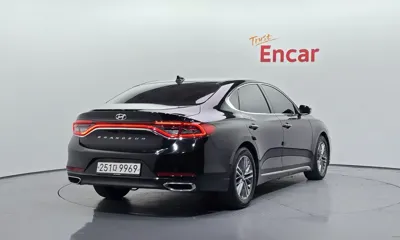 Hyundai Grandeur 2019, 67039 км, за 10496.26 USD