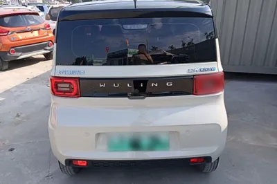 Wuling Hongguang MINIEV 2022, 26000 км, за 4969 USD
