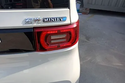 Wuling Hongguang MINIEV 2022, 26000 км, за 4969 USD - фото 9