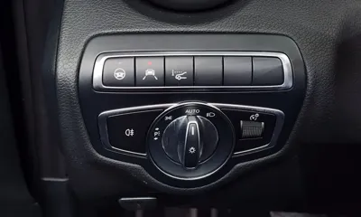 Mercedes-Benz C-Class 2022, 66411 км, за 26356.12 USD - фото 14