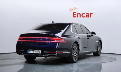Genesis G90 2023, 5903 км, за 41618.76 USD
