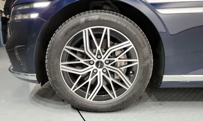 Genesis G90 2023, 5903 км, за 41618.76 USD