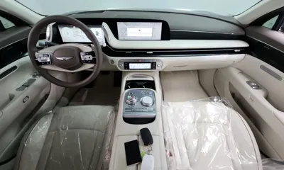 Genesis G90 2023, 5903 км, за 41618.76 USD - фото 7